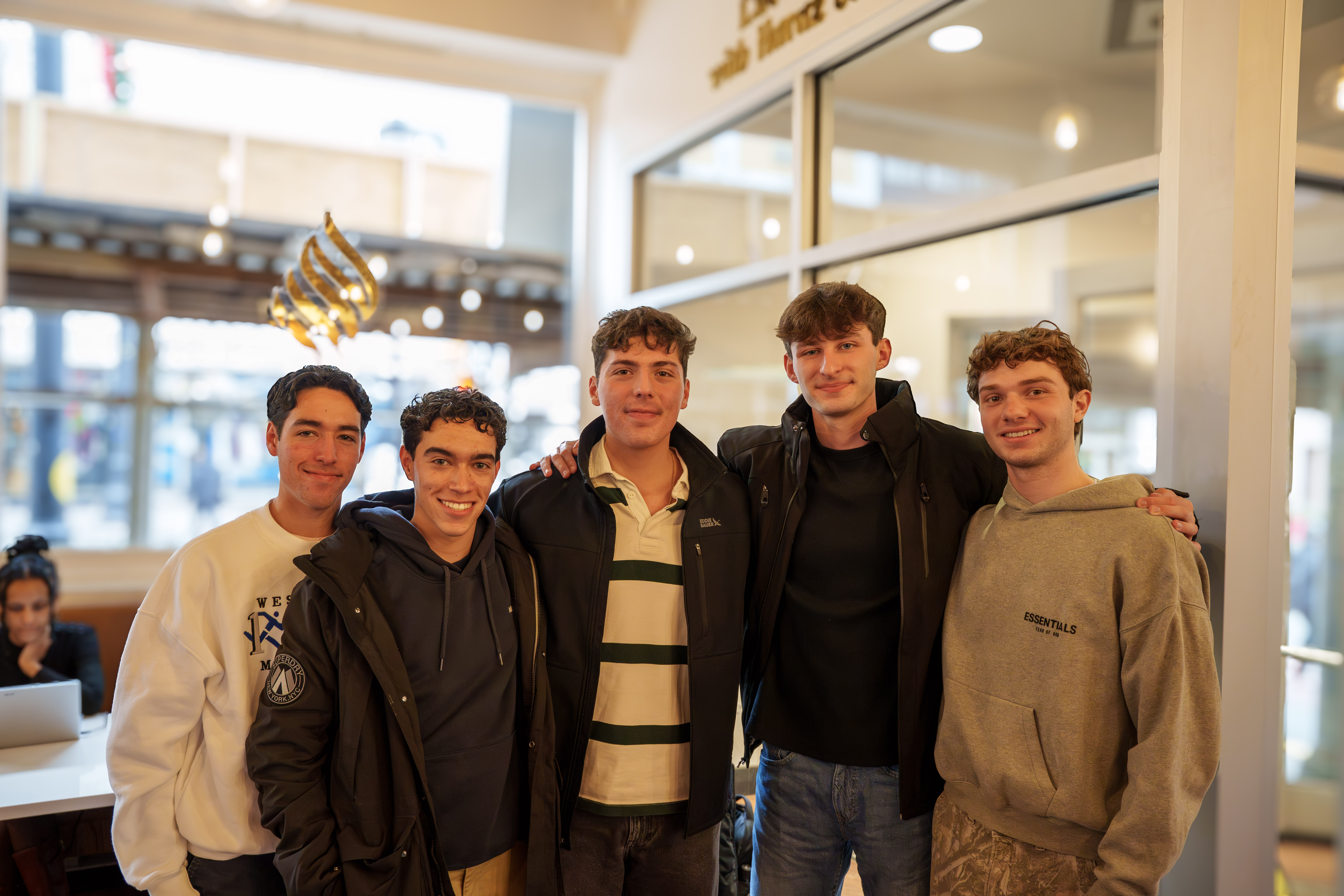 Cuesic Haraz Coffee House DJ Pop-Up